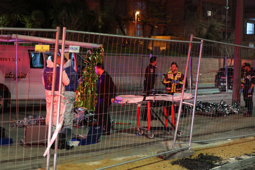 Siete Muertos Durante Tiroteo En Sinagoga De Jerusal N Once Noticias