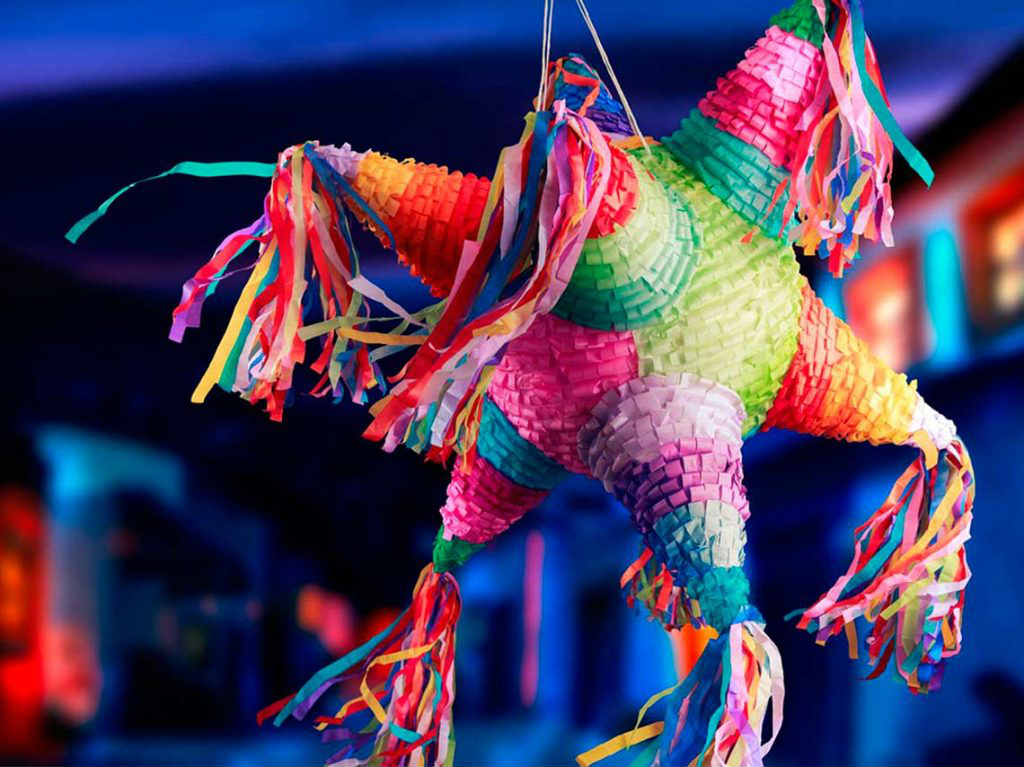 Educación escolar filósofo Horizontal El arte de elaborar piñatas en Acolman, Edomex • Once Noticias