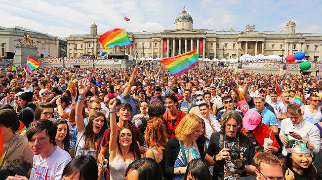 Londres Celebra Marcha Del Orgullo Lgbtiq Que Rinde Homenaje A Primera