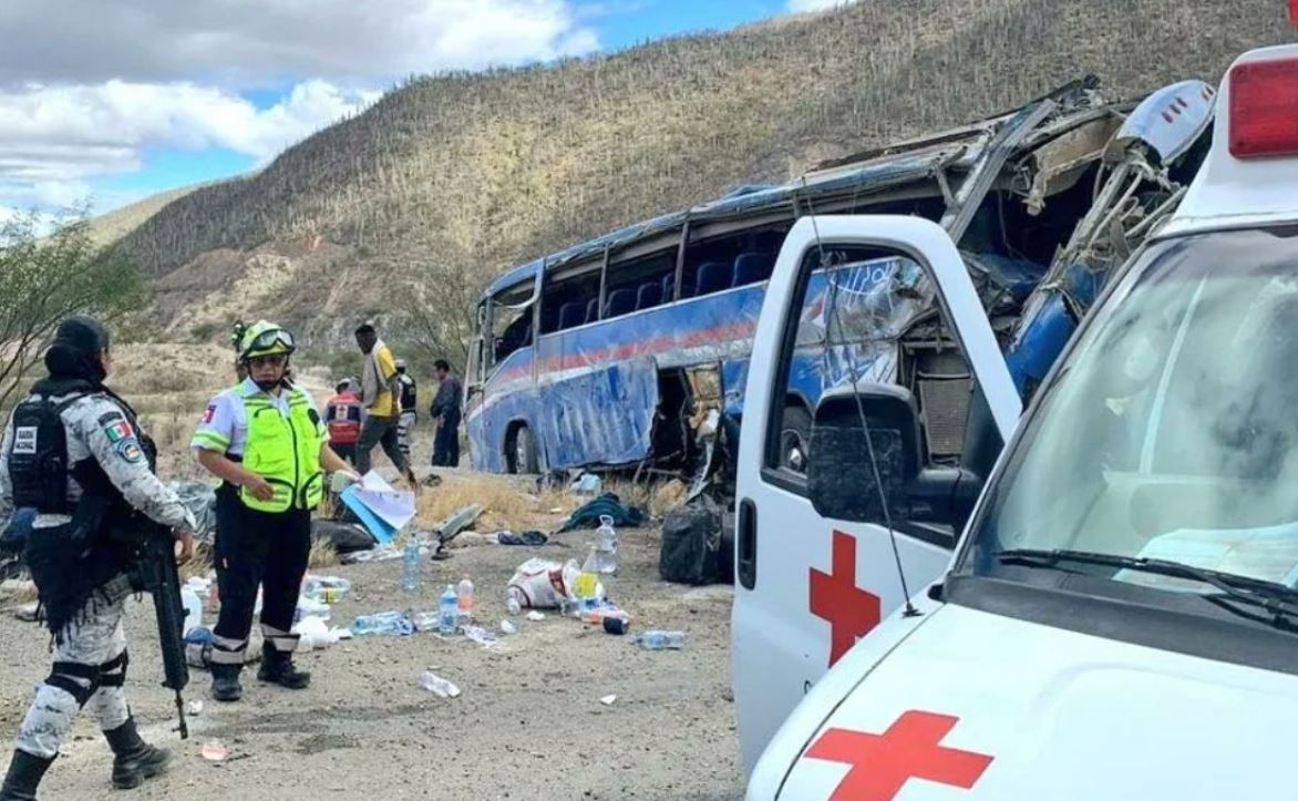 Accidente De Autobús En Carretera Oaxaca Cuacnopalan Deja Al Menos 17 Fallecidos • Once Noticias 6090