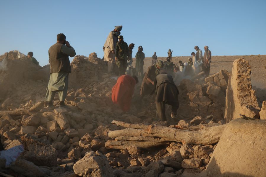 Además, el sismo dejó más de 1.000 heridos, esto de acuerdo con el balance de las autoridades en Afganistán. 